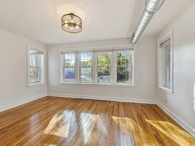 3501 N Albany Ave #3 — Photo 10