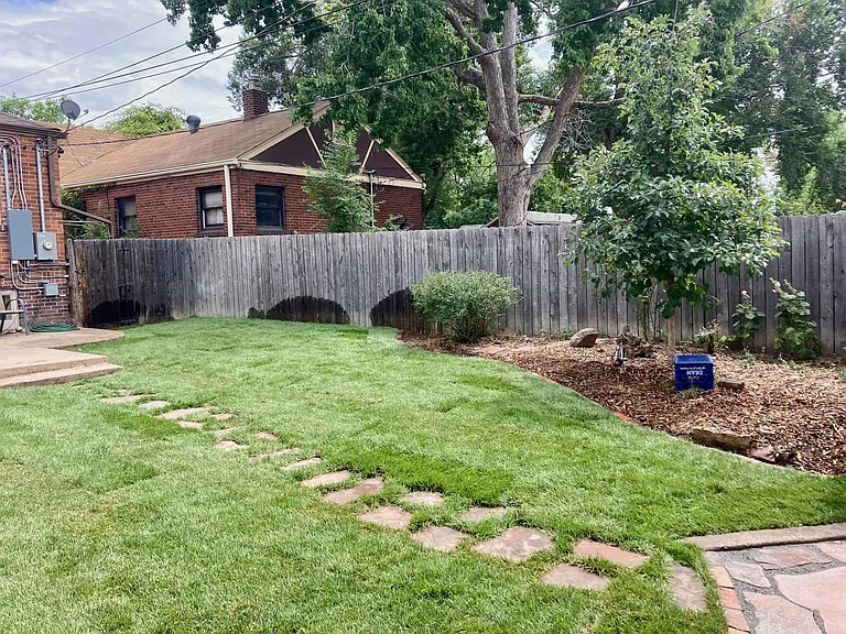 3909 Perry St — Photo 15