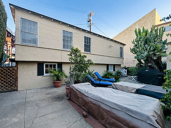 2nd image of 10474 Eastborne Ave #1/2