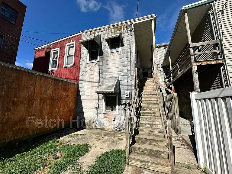 512 Spruce St #2 — Photo 3