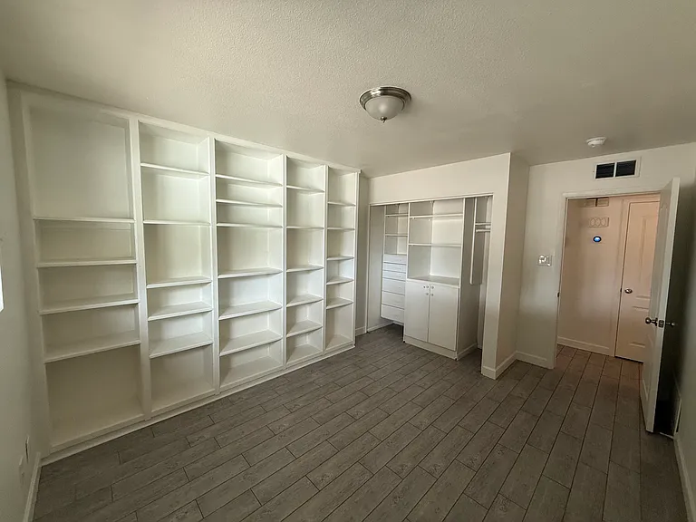 315 E Pebble Beach Dr — Photo 9
