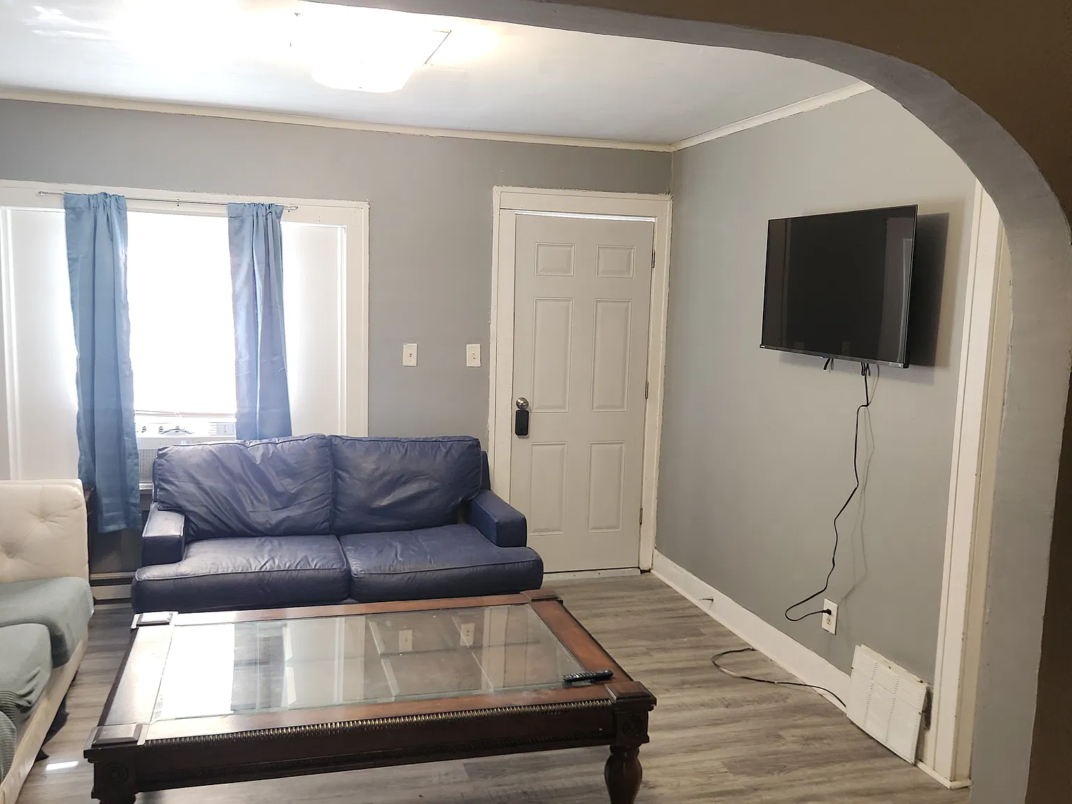 SE Circle Dr, Joliet — Photo 1