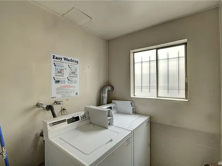707 N 85th Street — Photo 14