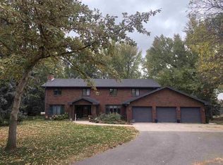 3200 Sunset Dr, North Platte, NE 69101