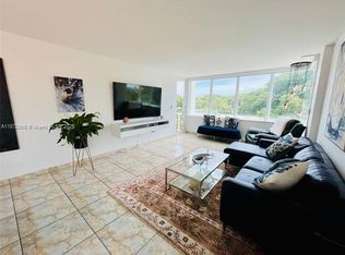 8233 Harding Ave APT 309, Miami Beach, FL 33141