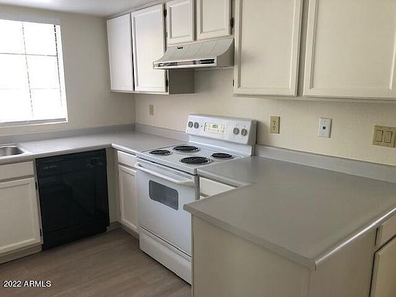 5th image of 818 S Westwood APT 238