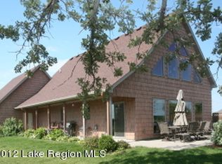 37005 S Little McDonald Dr, Perham, MN 56573