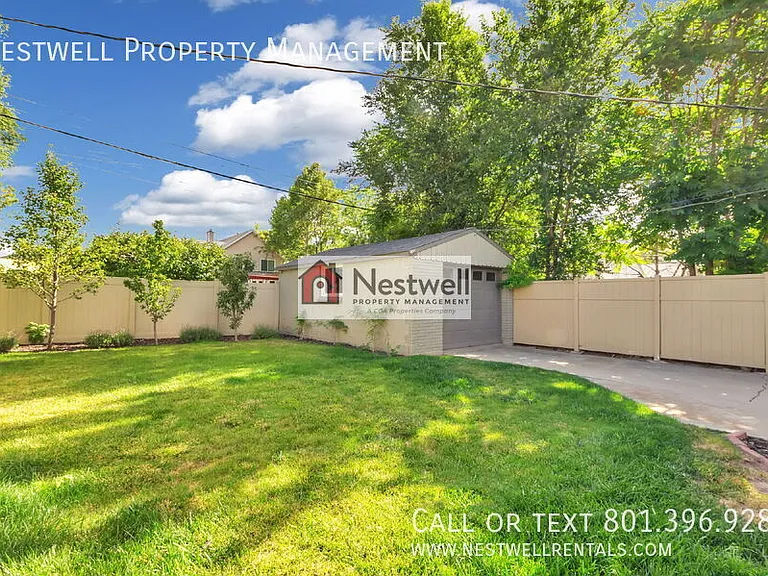 1062 E Roosevelt Ave — Photo 24