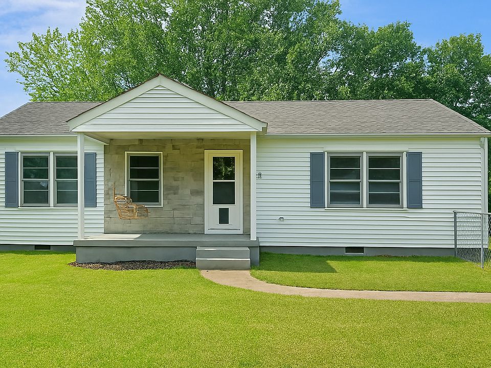 1st image of 1405 Shawnee Dr