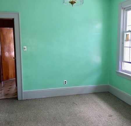 3rd image of 15 Waldo Ave