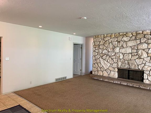 2nd image of 2271 E Panorama Way