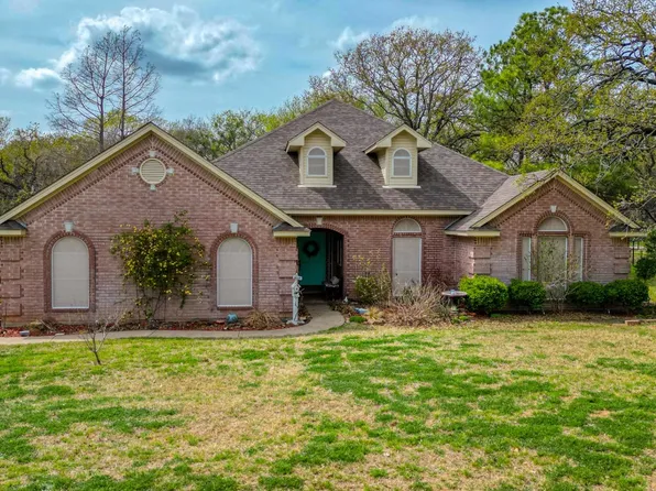 110 Sanchez Creek Ct, Weatherford, TX 76088