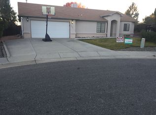 3301 Wellington Pl, Farmington, NM 87402