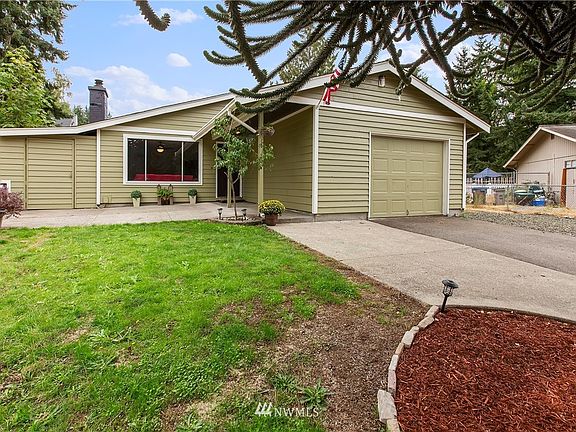 2nd image of 4354 Pioneer Pl SE