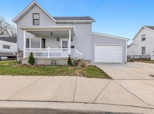 216 W Kunz St, Columbia, IL 62236