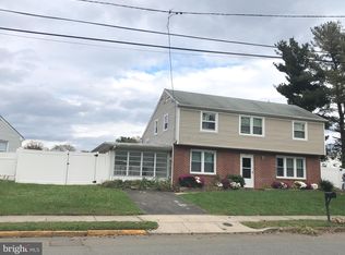 143 Lucas Dr, Bordentown, NJ 08505