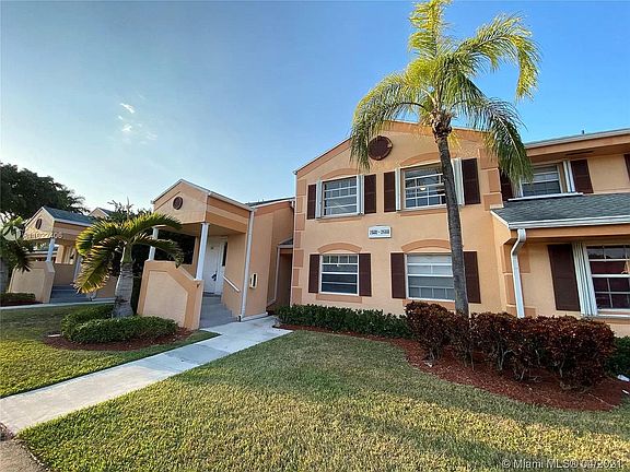4th image of 2606 SE 19th Ct #203-A