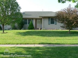 1930 46th St, Davenport, IA 52807