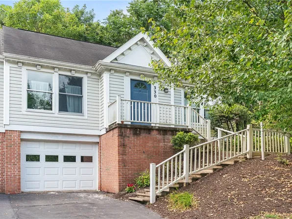 330 Carriage Way N, Canonsburg, PA 15317