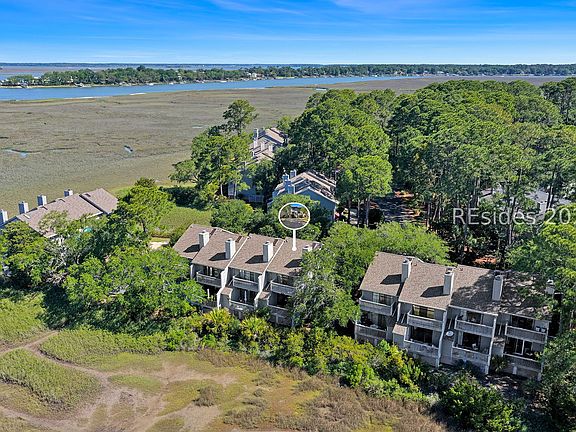 2nd image of 36 Anchorage Point #36