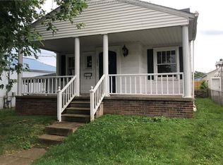 151 4th St, Dunbar, WV 25064