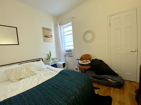 Rented by Douglas Elliman | media 10