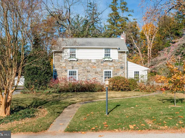 3 Green Valley Rd, Wallingford, PA 19086