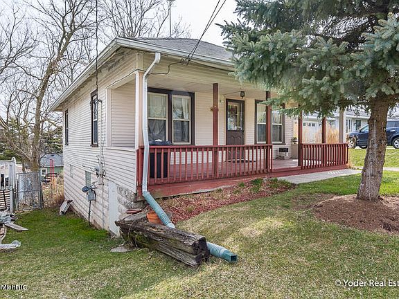 4th image of 4016 Childs Ave NW