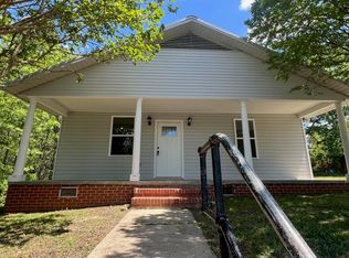 1712 Wall St, Roxboro, NC 27573