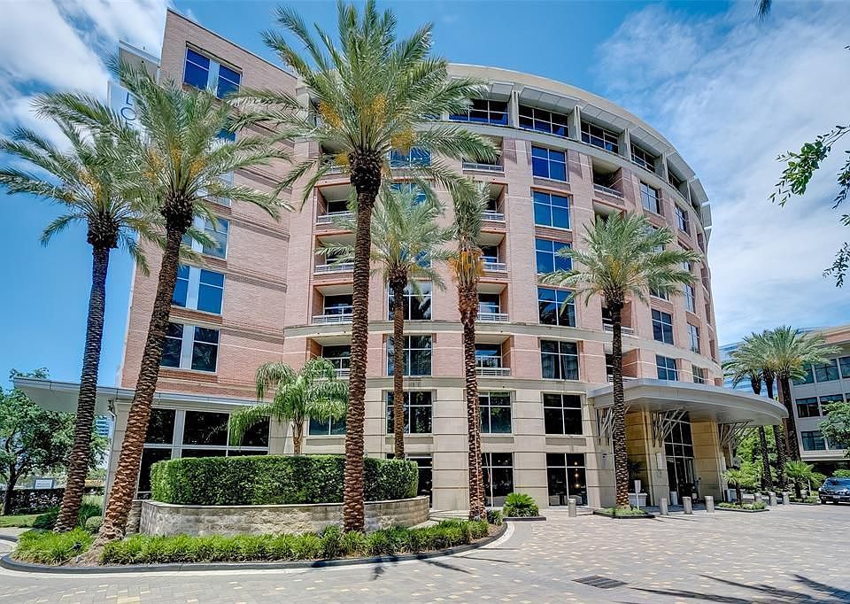 1st image of 1901 Post Oak Blvd APT 402