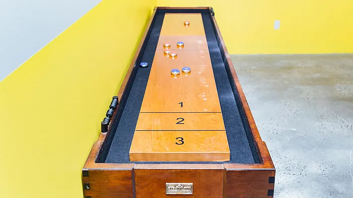 Rented by Nooklyn NYC LLC | media 37