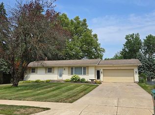 397 Huizenga Ave, Zeeland, MI 49464