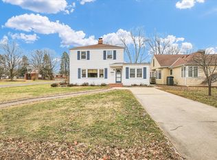 1401 W Healey St, Champaign, IL 61821