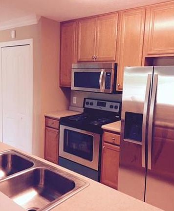 2nd image of 408 Katy Ln