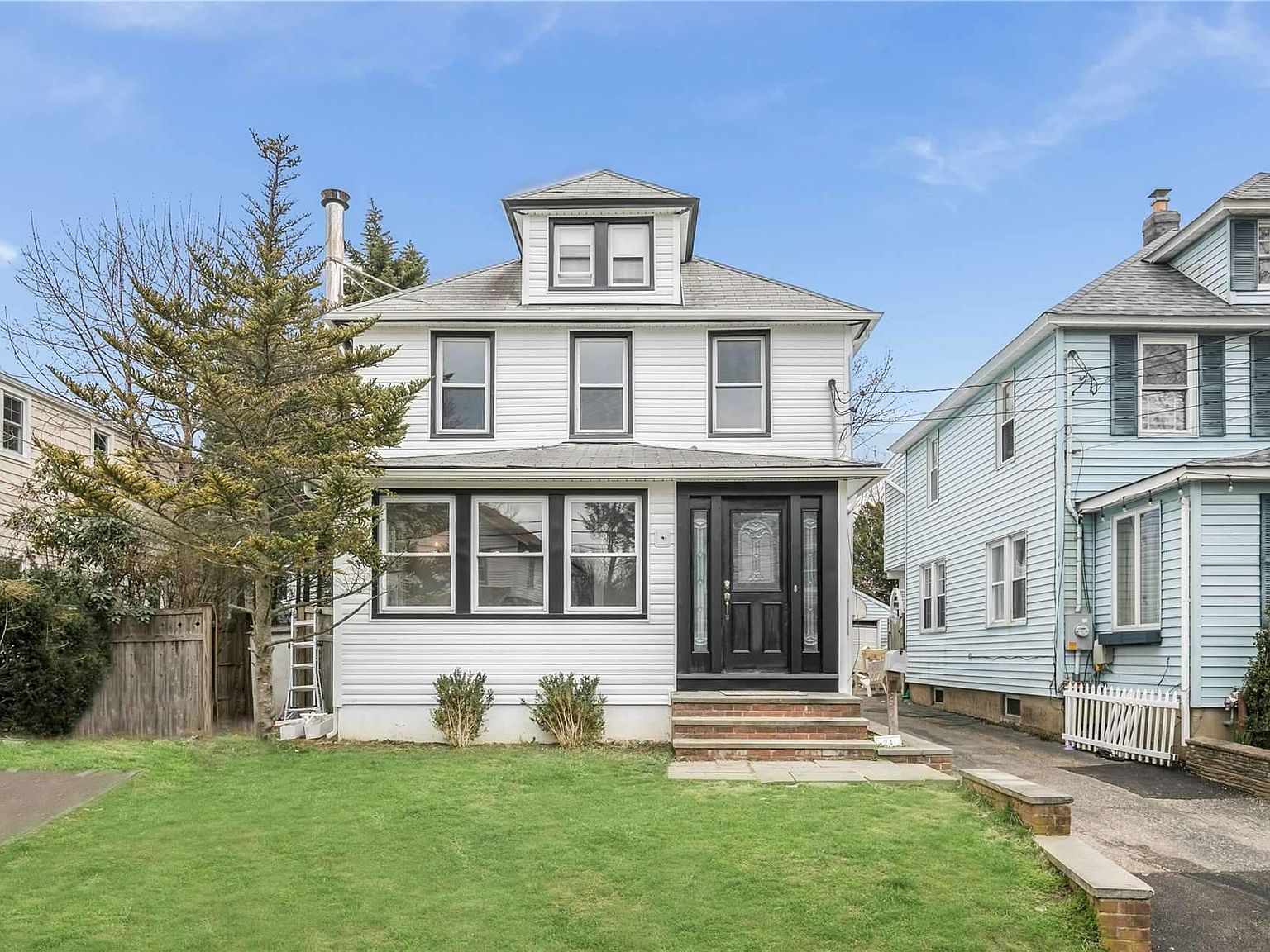 24 High Street, Locust Valley, NY 11560 | Zillow