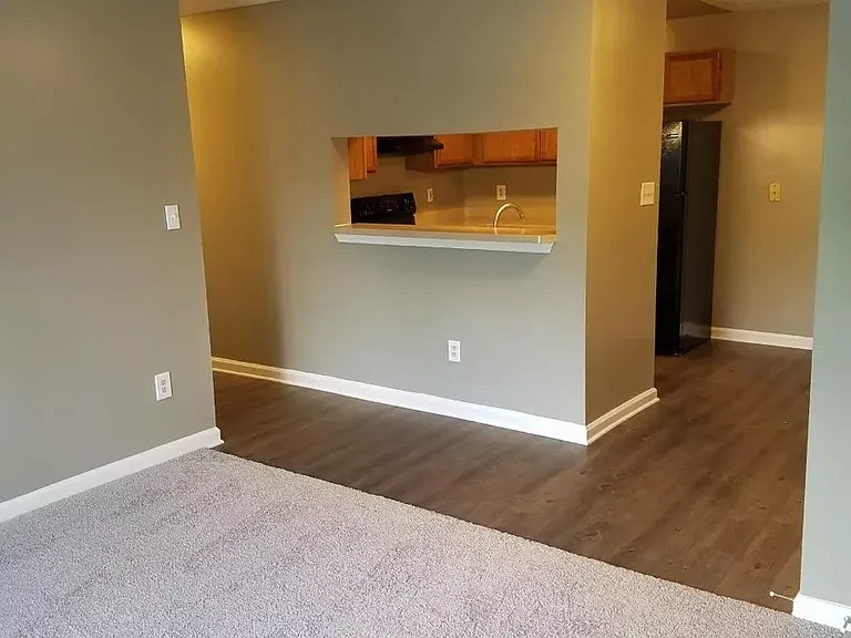 Whitford Place Apartments — Photo 4