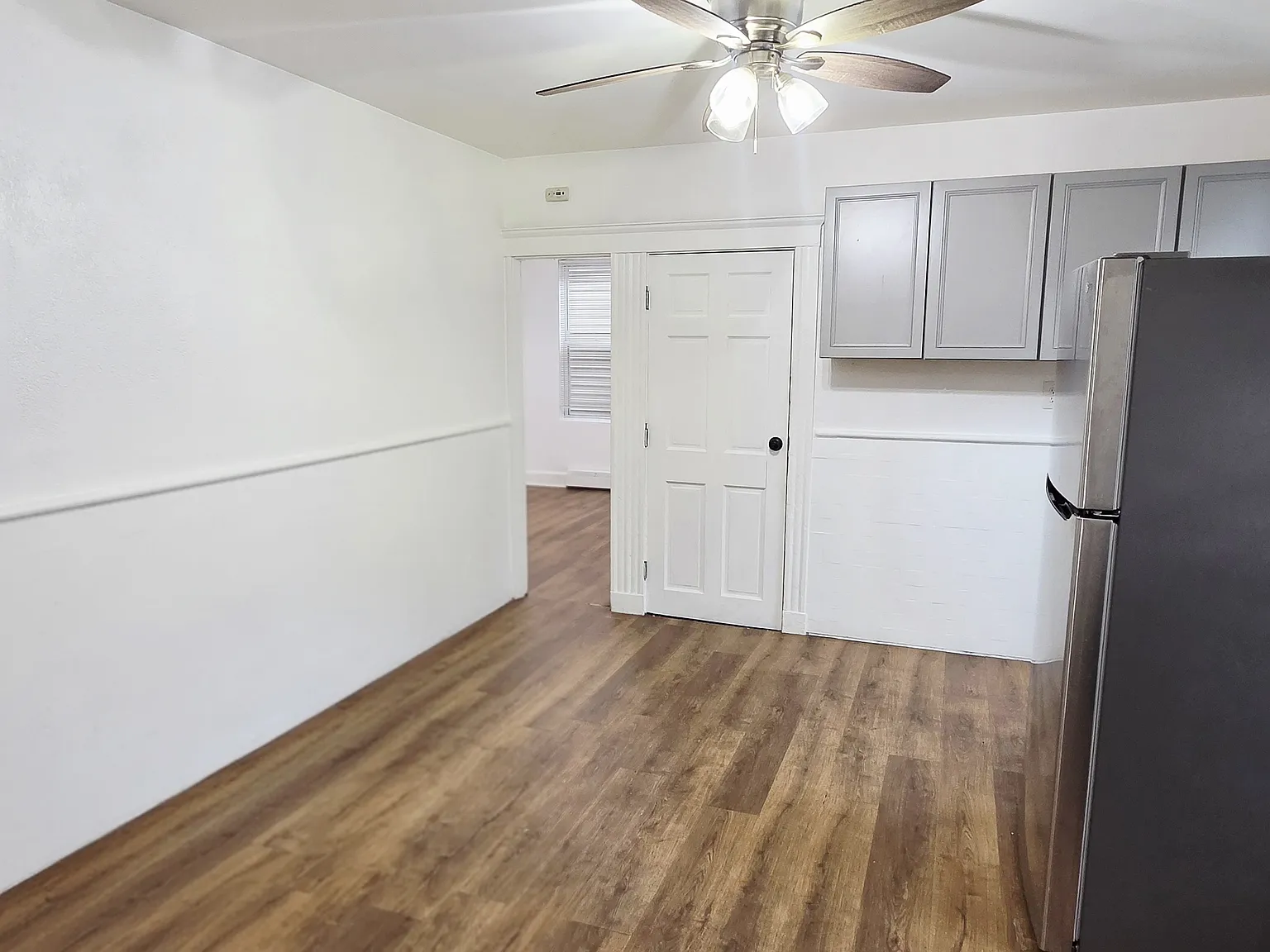 3 bed, 1334 sqft, $2,900 — Photo 3