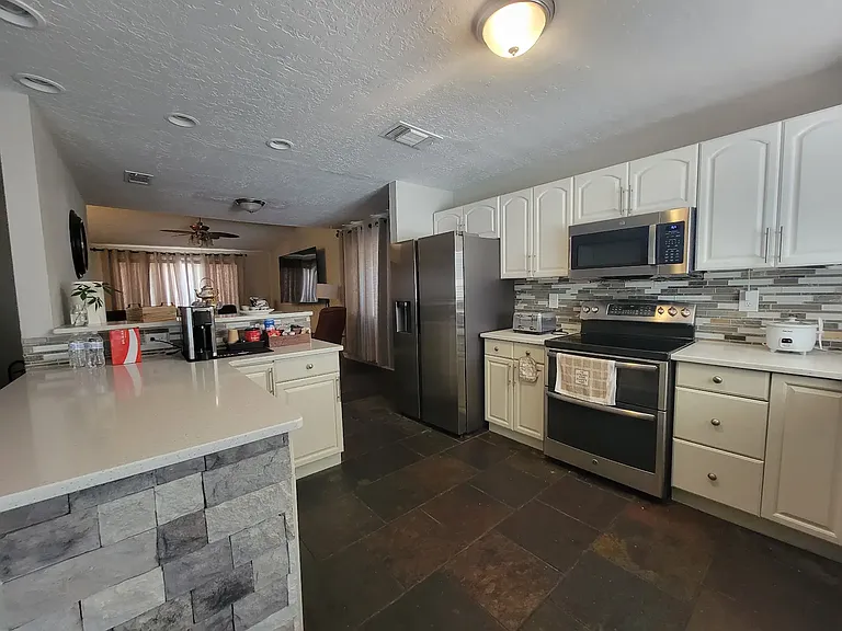10412 Trevino Loop NW — Photo 6