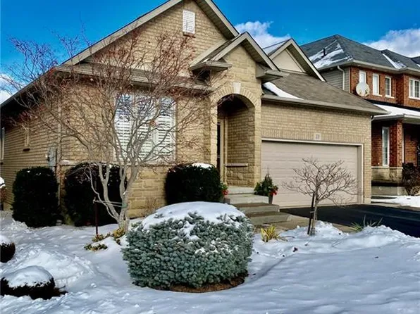 39 Showcase Dr, Hamilton, ON L0R 1P0