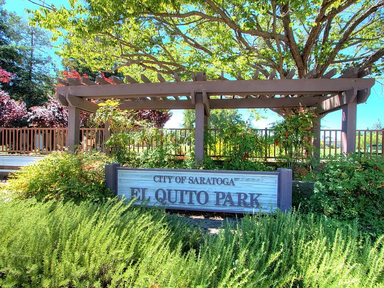 El Quito Park