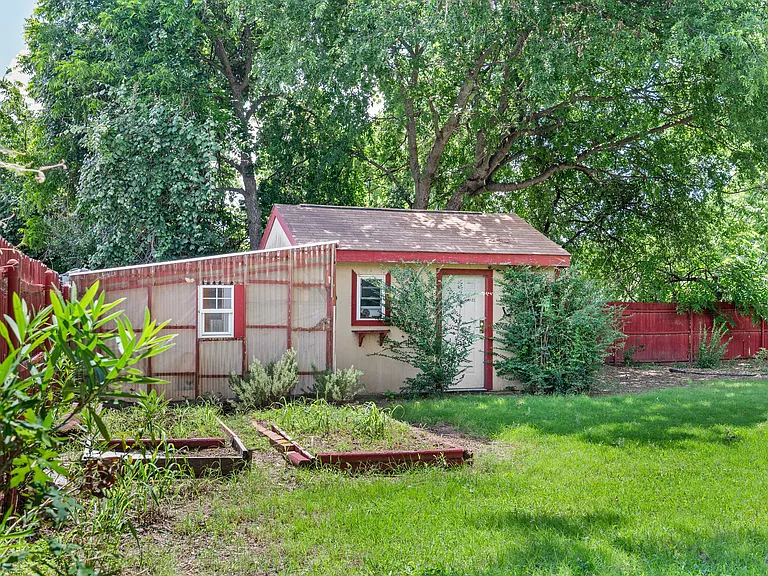 1017 Meadowlark Ln — Photo 28