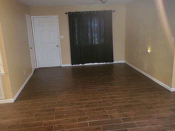 4th image of 3105 Duffton Pl