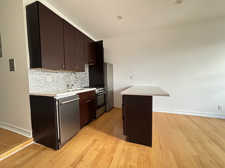 159 Eastern Pkwy #6D — Photo 3