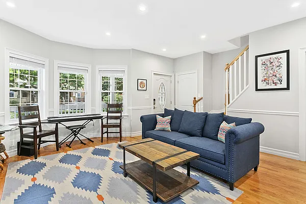 Sold by Compass | media 19