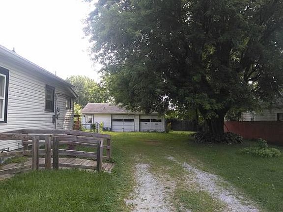 3rd image of 2119 N Bosart Ave
