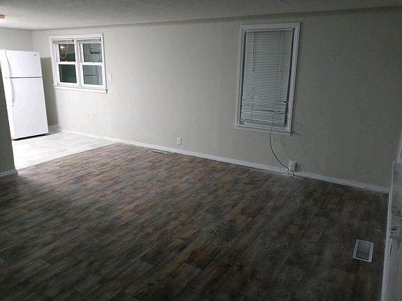 3rd image of 309 E Harvard Ave