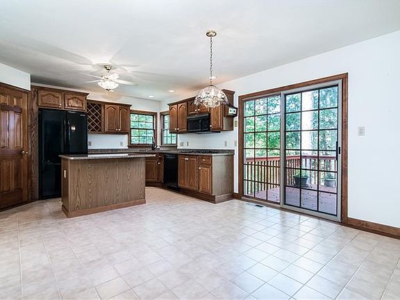 3rd image of 153 Village Dr