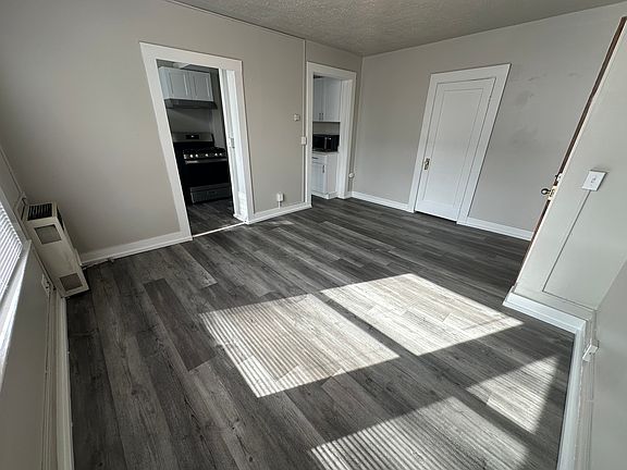 4th image of 815 N 5th St #102