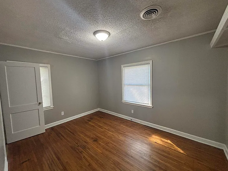 1294 Pallwood Rd — Photo 6
