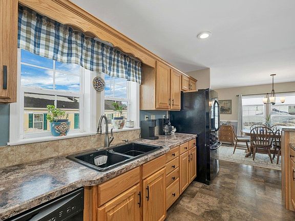 5th image of 10 Eagle Nest Drive